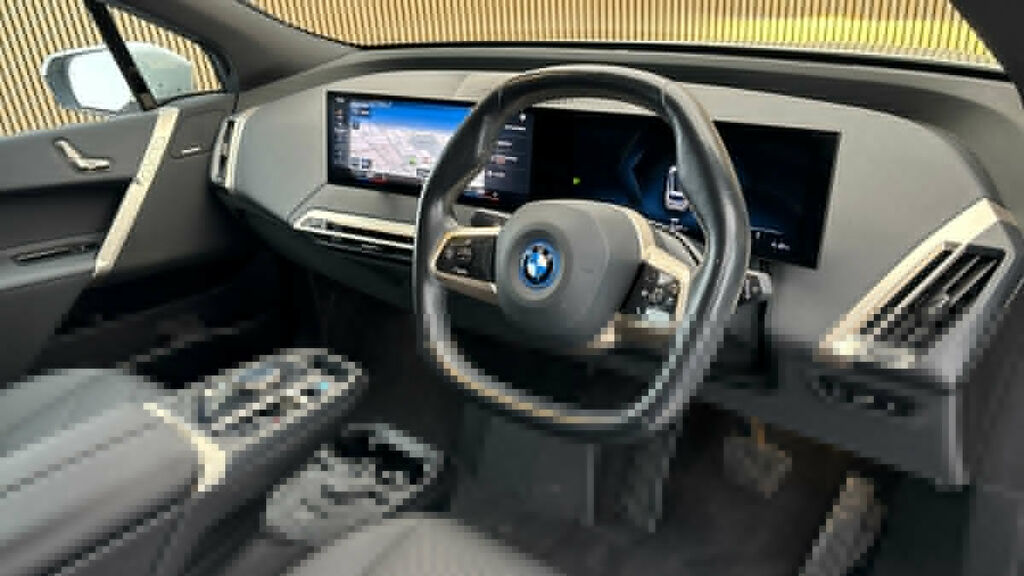 BMW iX 40 76.6Kwh M Sport Edition Suv X White #5