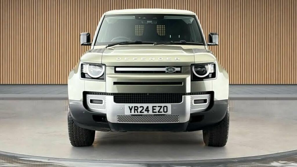 Land Rover Defender 110 3.0 D250 Mhev Hard Top Suv 4Wd Mwb YR24EZO Green #3