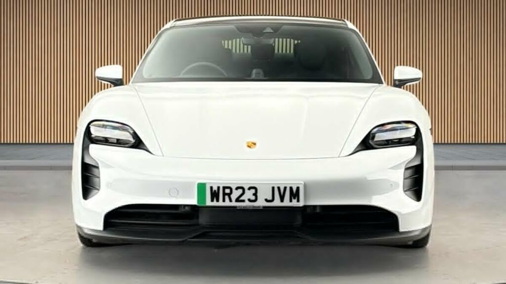 Porsche Taycan Performance Plus 93.4Kwh Gts Saloon A  #3