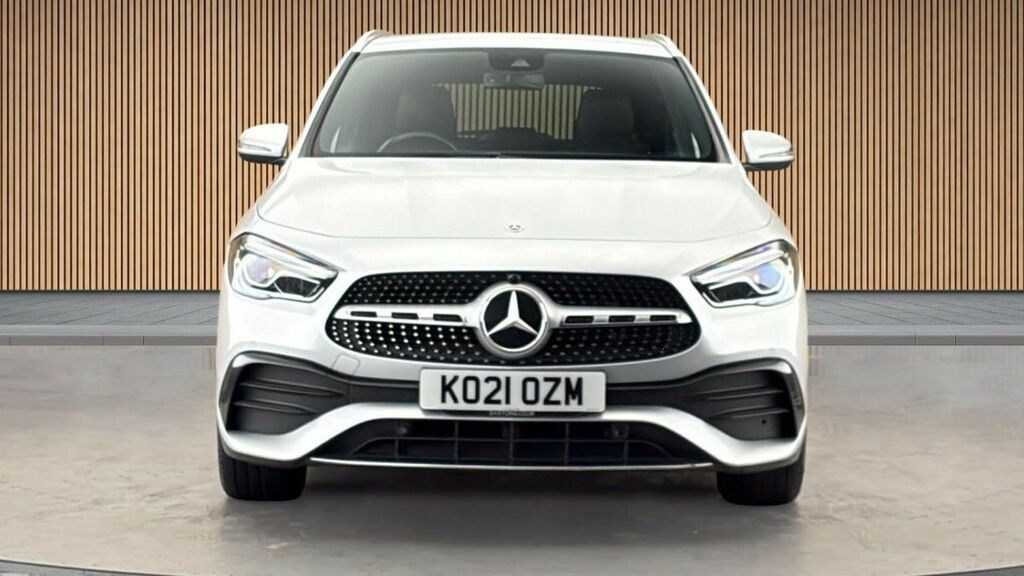 Mercedes-Benz GLA Class 2.0 Gla200d Amg Line Executive Suv 8G KO21OZM Silver #2