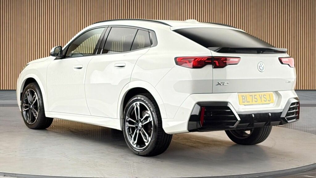 BMW X2 1.5 20I Mht M Sport Suv Hybrid Dct Sdri White #2
