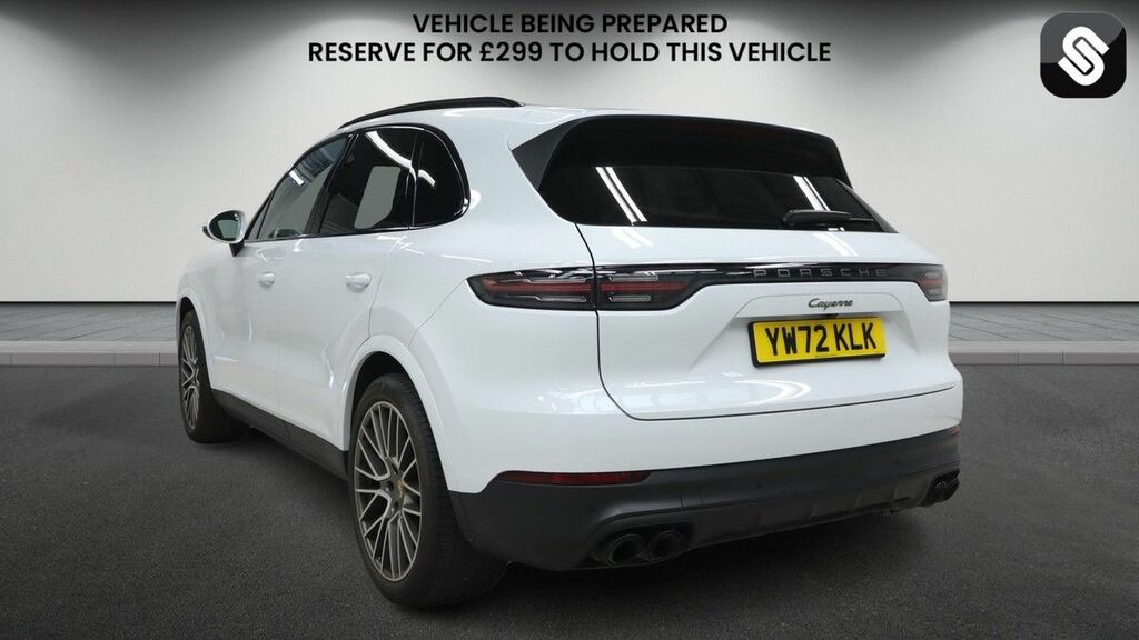 Porsche Cayenne 3.0T V6 Platinum Edition Suv Tiptronics White #3