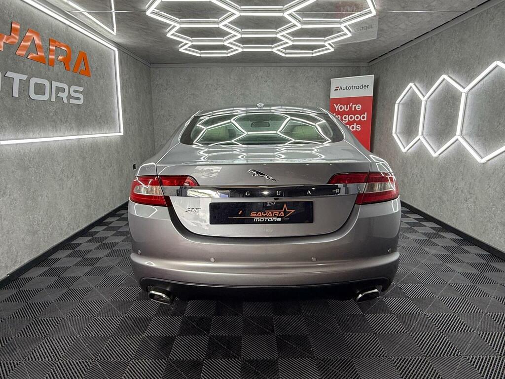 Jaguar XF 3.0D V6 Premium Luxury Saloon Euro Silver #9