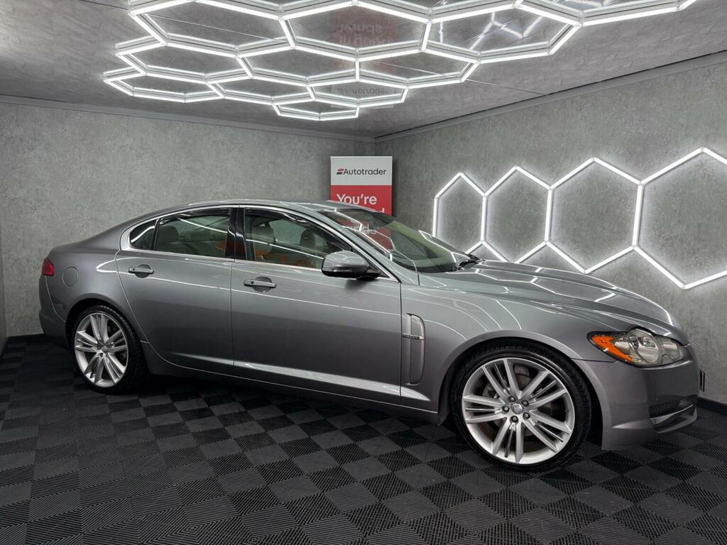 Jaguar XF 3.0D V6 Premium Luxury Saloon Euro Silver #8