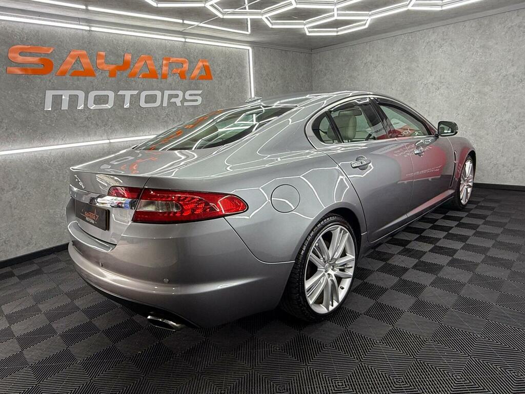 Jaguar XF 3.0D V6 Premium Luxury Saloon Euro Silver #13