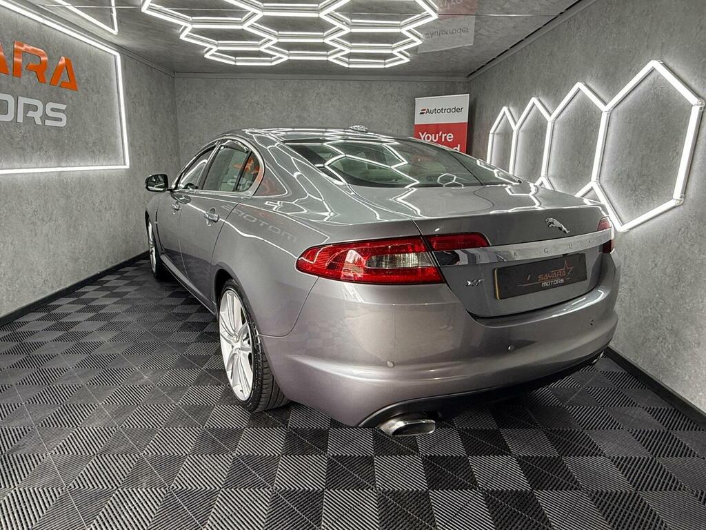 Jaguar XF 3.0D V6 Premium Luxury Saloon Euro Silver #10