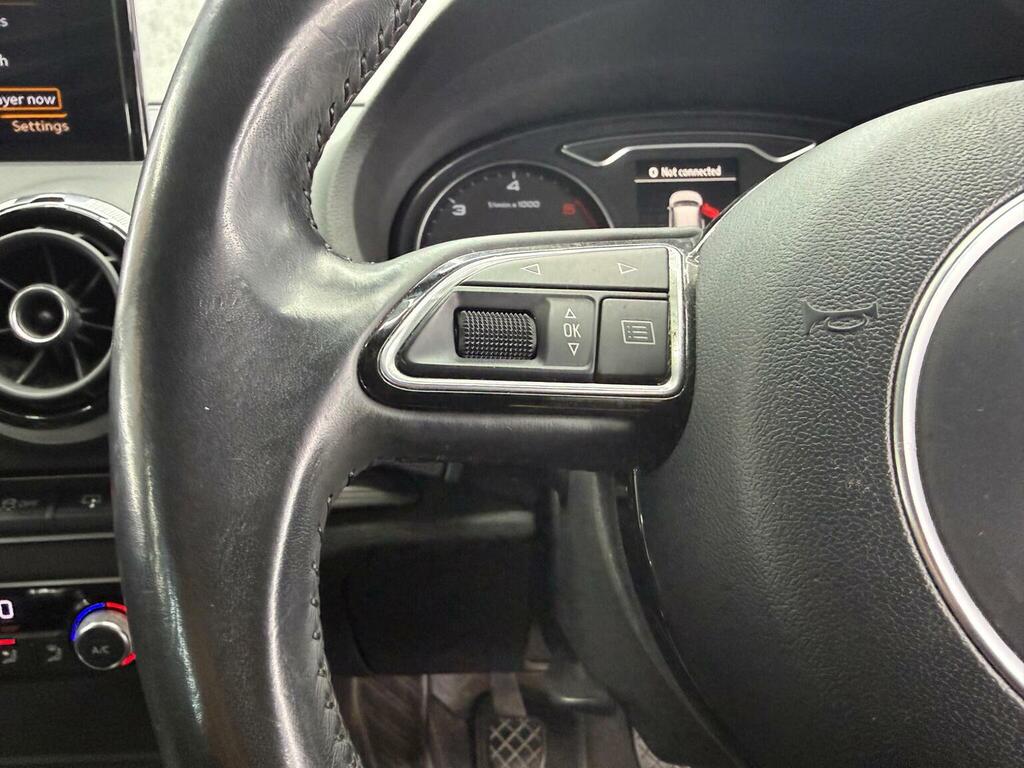 Audi A3 1.2 Tfsi Sport Sportback Euro 5 White #28