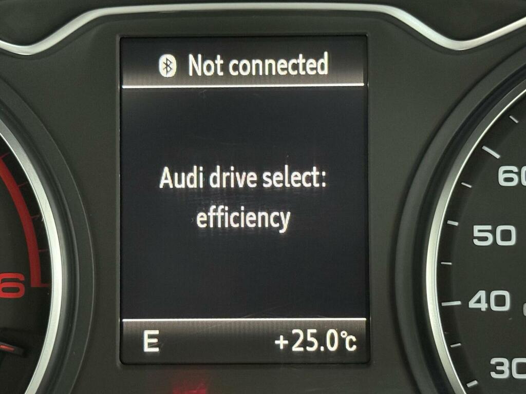 Audi A3 1.2 Tfsi Sport Sportback Euro 5 White #24