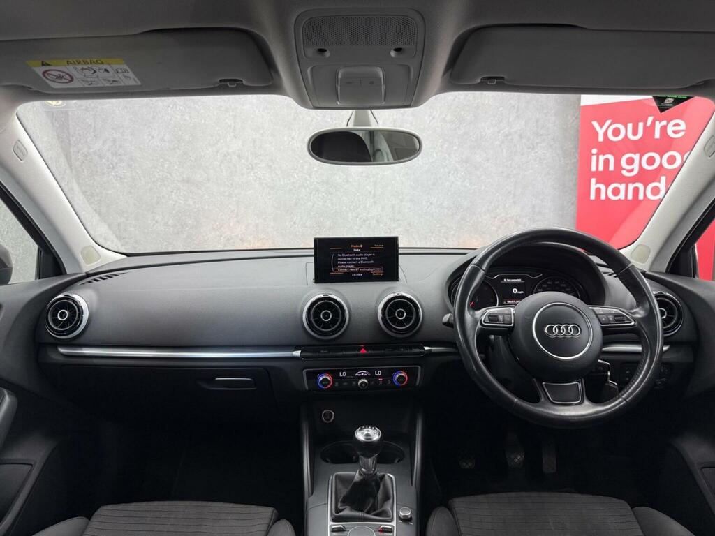 Audi A3 1.2 Tfsi Sport Sportback Euro 5 White #31