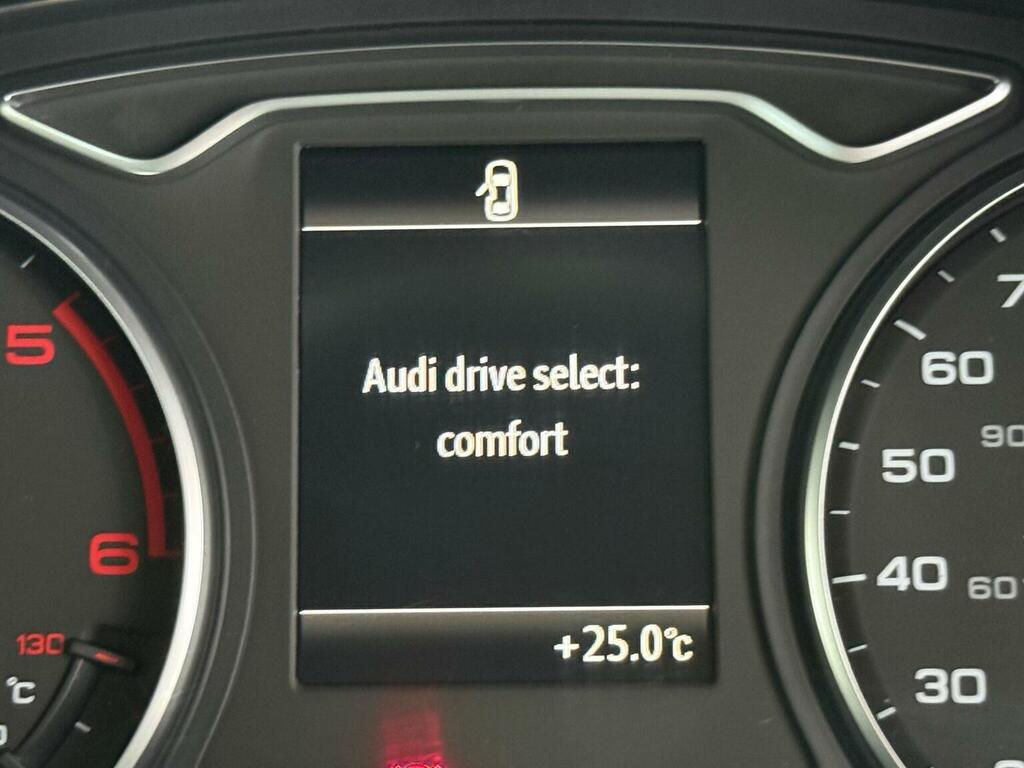 Audi A3 1.2 Tfsi Sport Sportback Euro 5 White #26