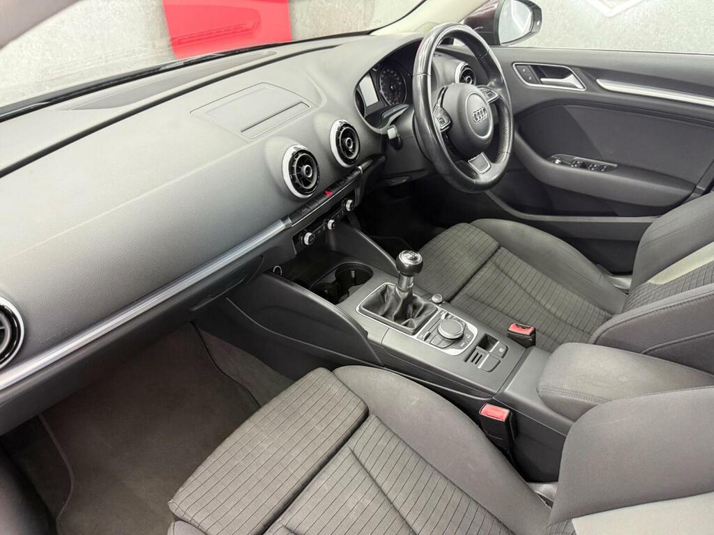 Audi A3 1.2 Tfsi Sport Sportback Euro 5 White #19