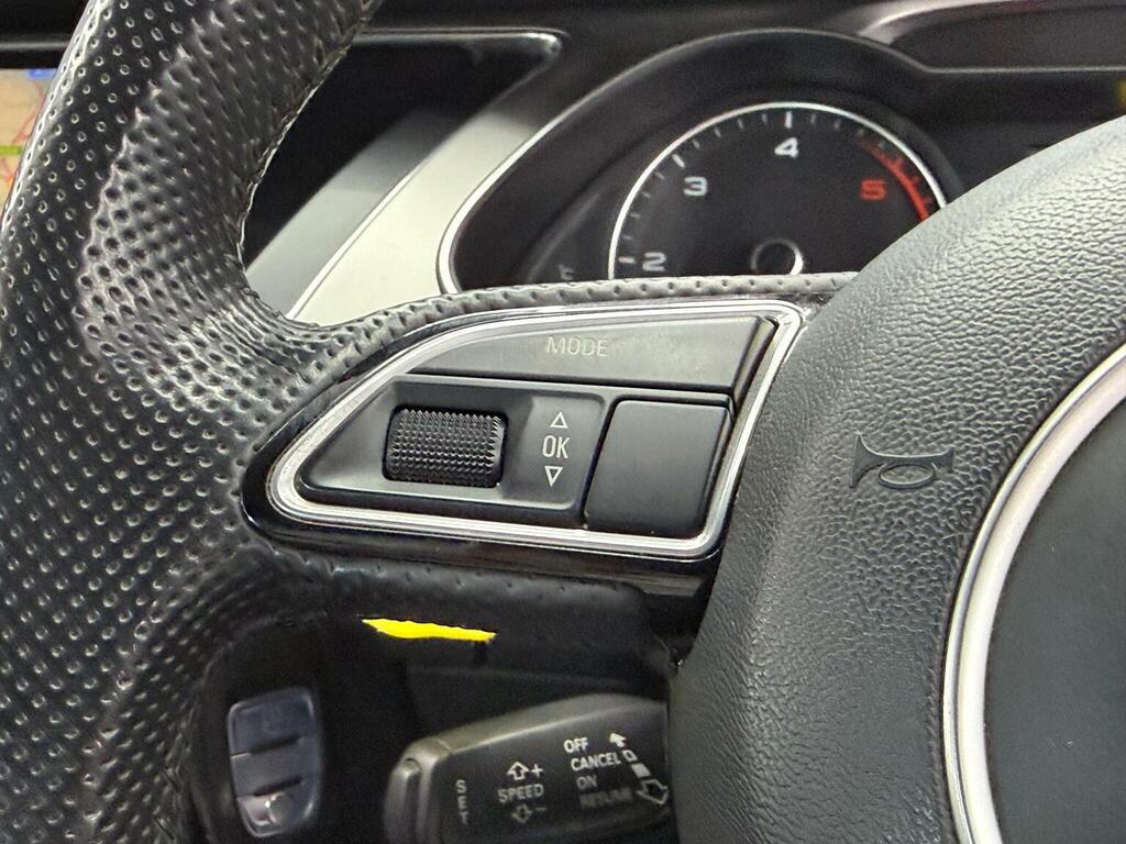 Audi A4 S Line Black Edition Tdi #31