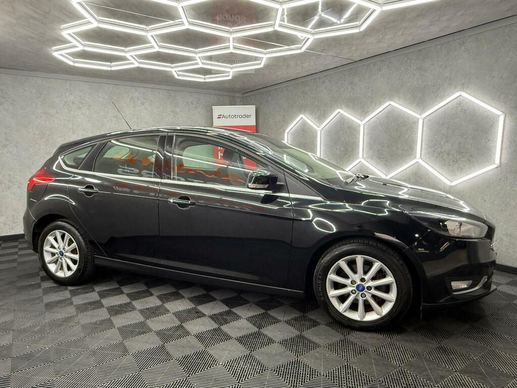 Ford Focus 1.5 Tdci Titanium Euro 6 Ss Black #6