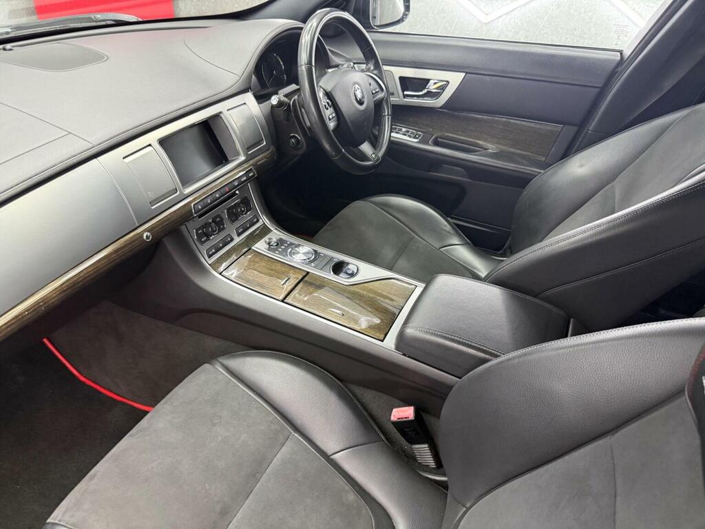 Jaguar XF D Luxury Blue #28