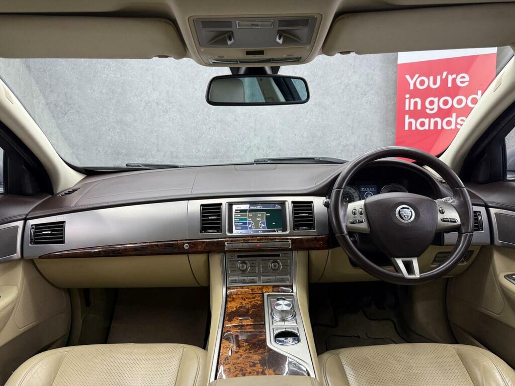 Jaguar XF 2.2L 2.2D Luxury Black #34