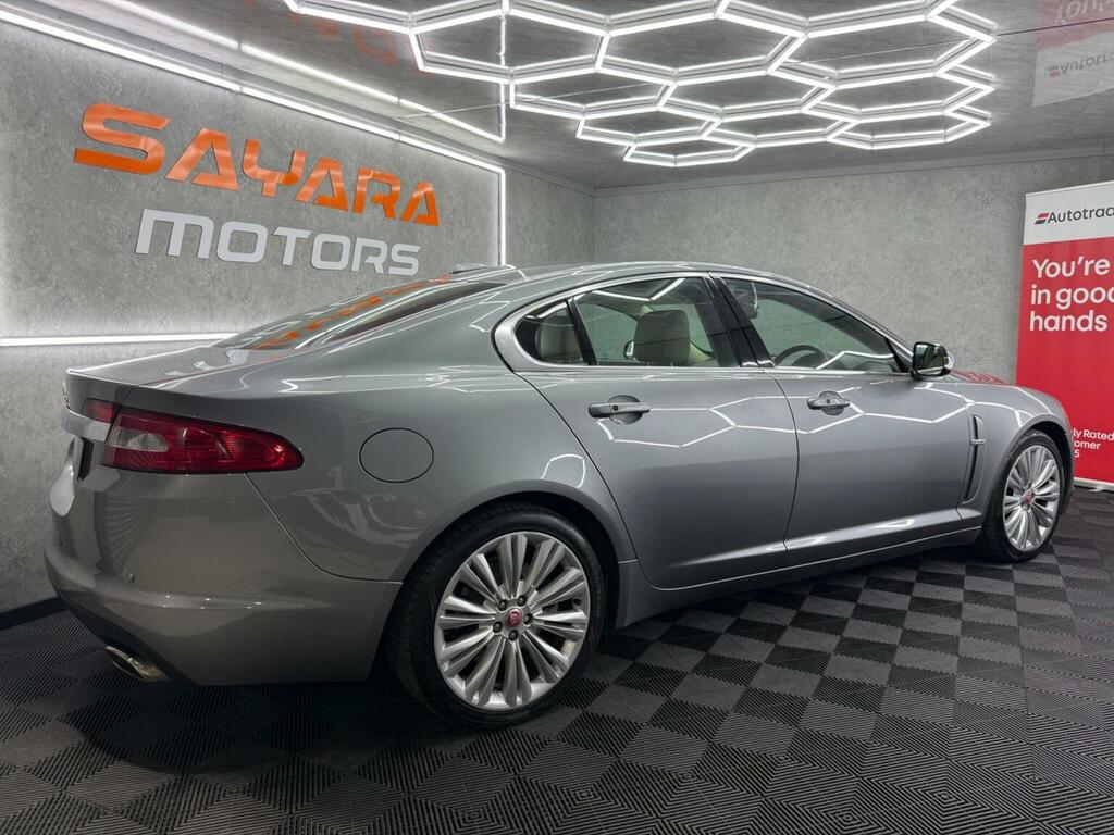Jaguar XF 2.2L 2.2D Luxury Black #15