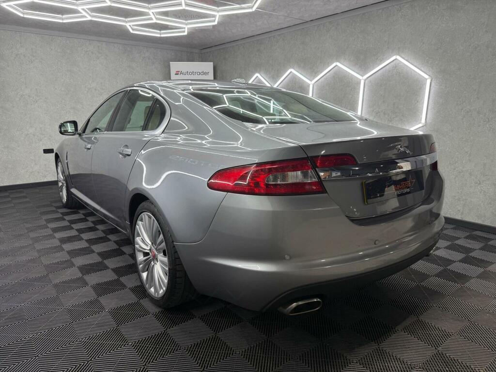 Jaguar XF 2.2L 2.2D Luxury Black #11