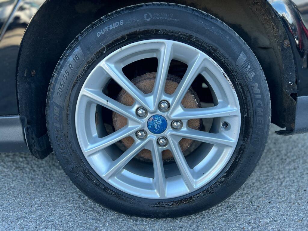 Ford Focus Style Black #3
