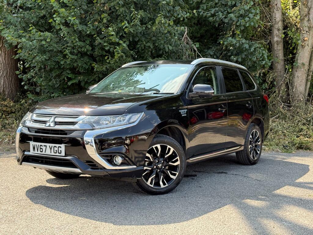 Mitsubishi Outlander 2017 17 2.0H White #10