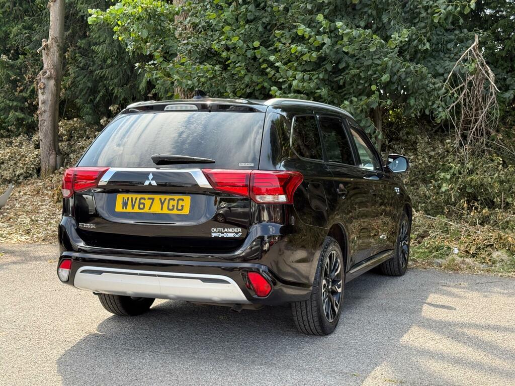 Mitsubishi Outlander 2017 17 2.0H White #72