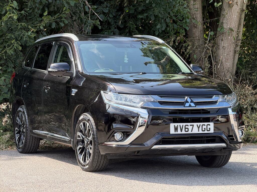 Mitsubishi Outlander 2017 17 2.0H White #58