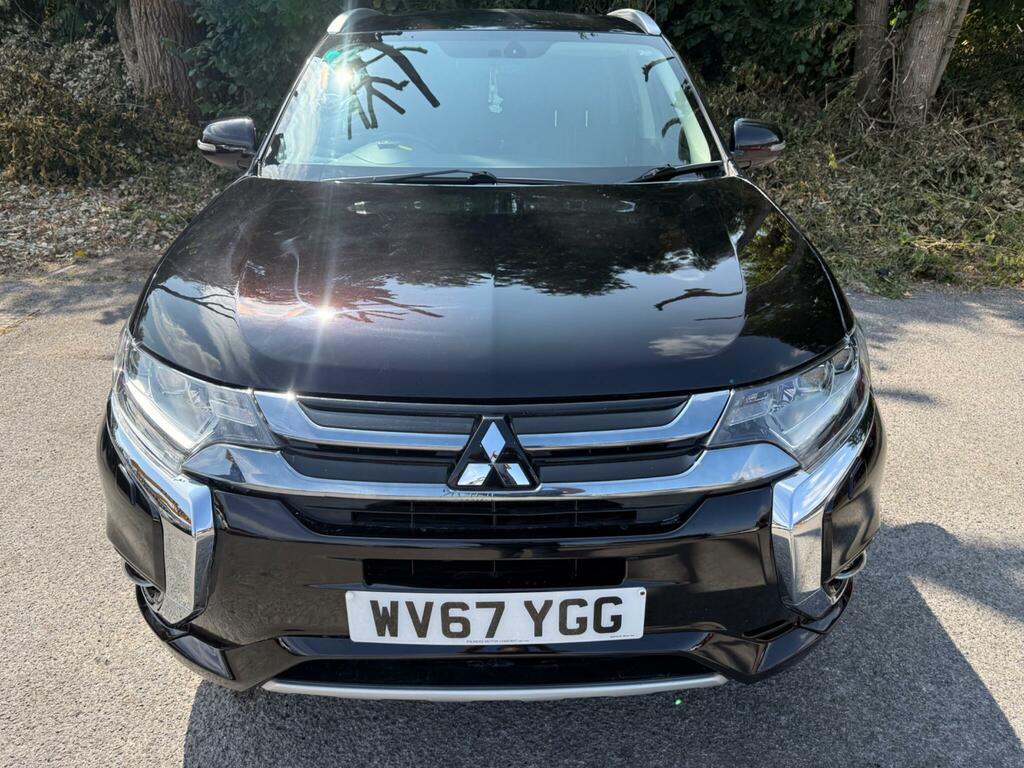 Mitsubishi Outlander 2017 17 2.0H White #54