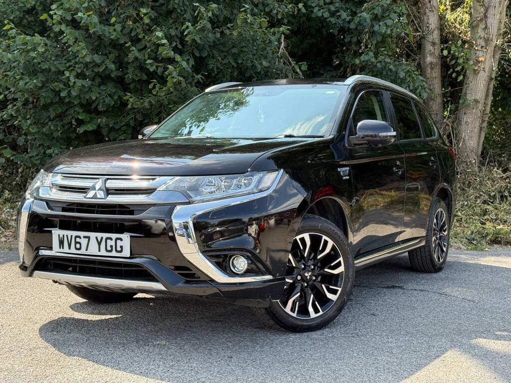 Mitsubishi Outlander 2017 17 2.0H White #55