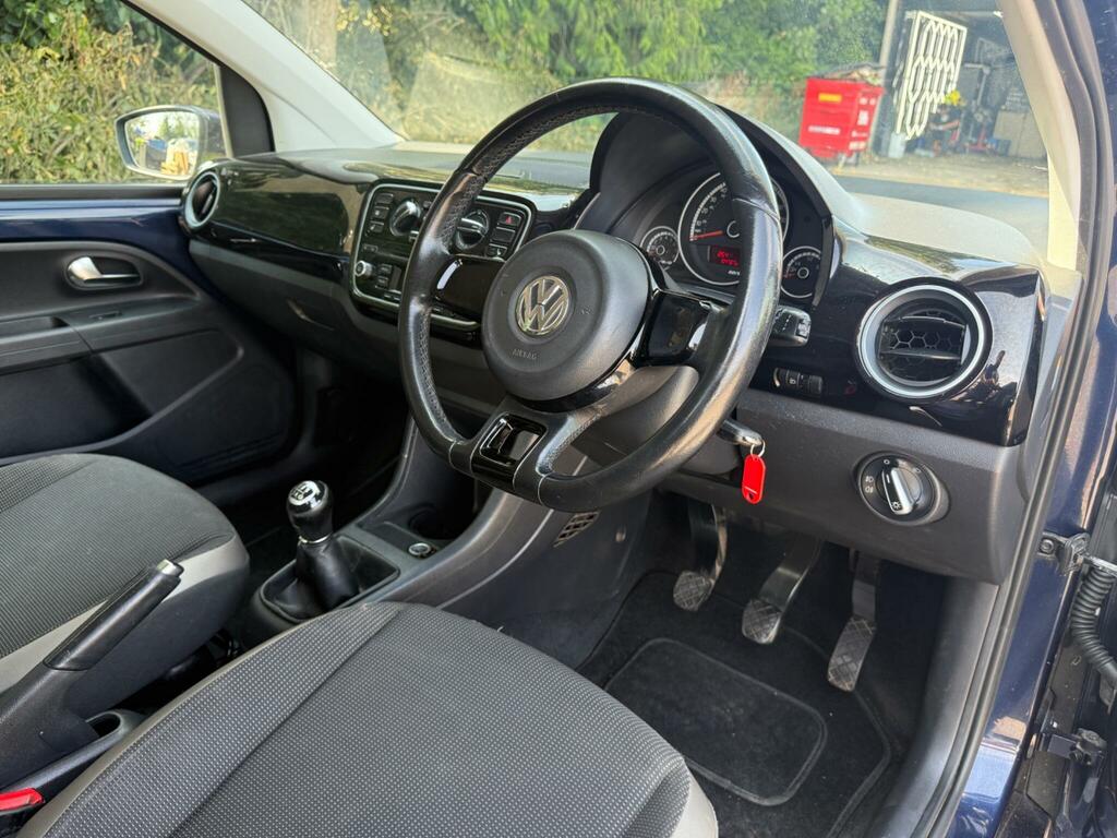 Volkswagen Up 1.0 Move Up 2013 Black #78