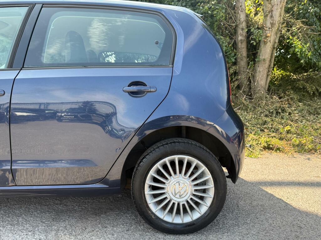 Volkswagen Up 1.0 Move Up 2013 Black #46