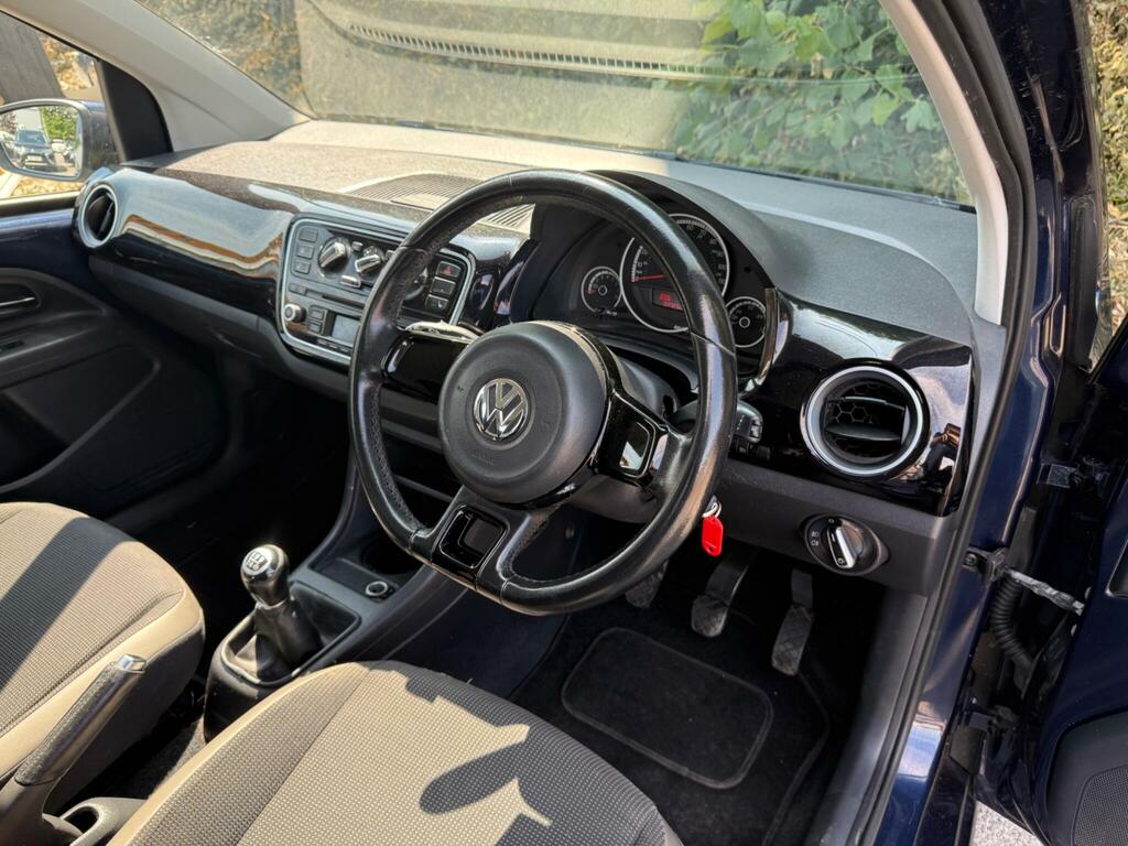 Volkswagen Up 1.0 Move Up 2013 Black #26
