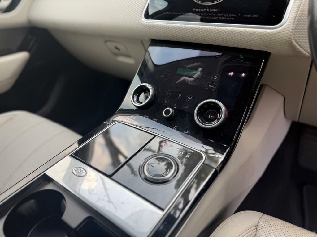 Land Rover Range Rover Velar 3.0 D300 R-dynamic Hse Grey #143