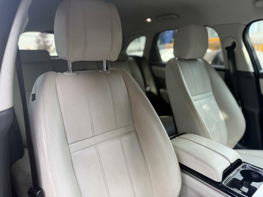 Land Rover Range Rover Velar 3.0 D300 R-dynamic Hse Grey #56