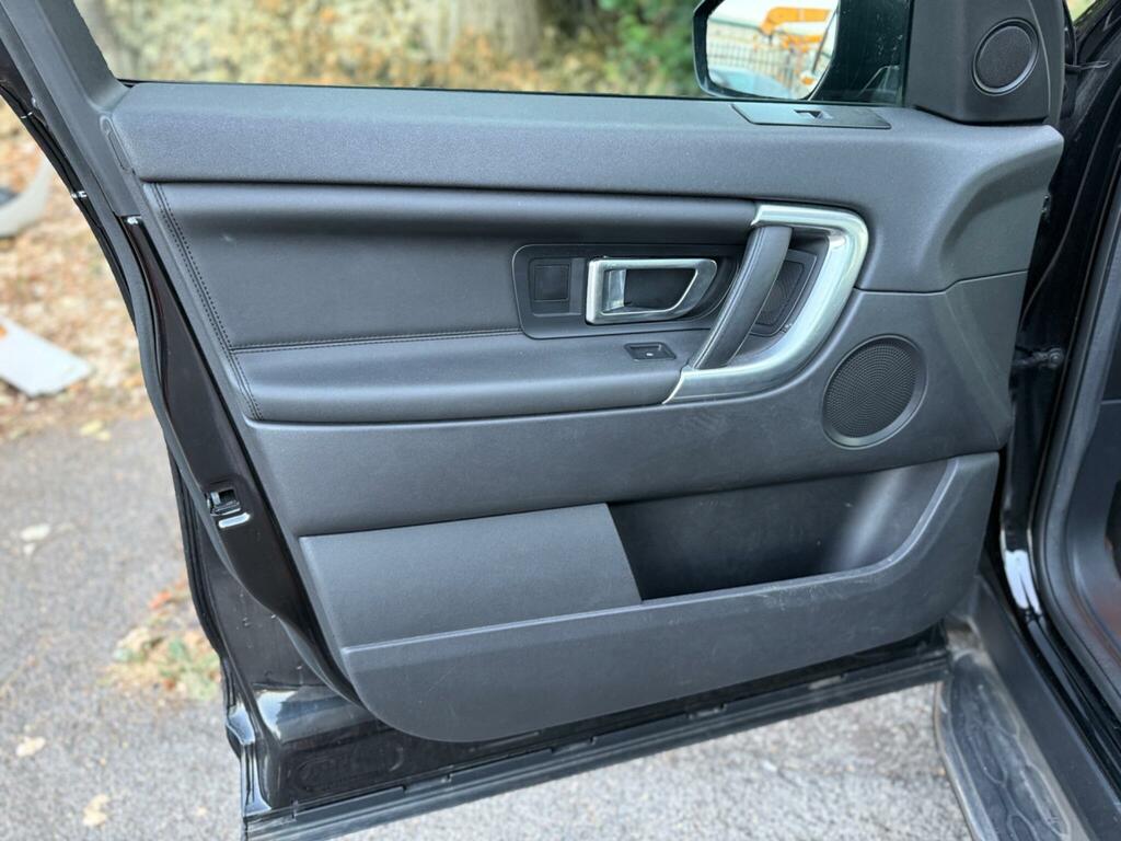Land Rover Discovery 2.0 Td4 180 Se Tech Grey #45