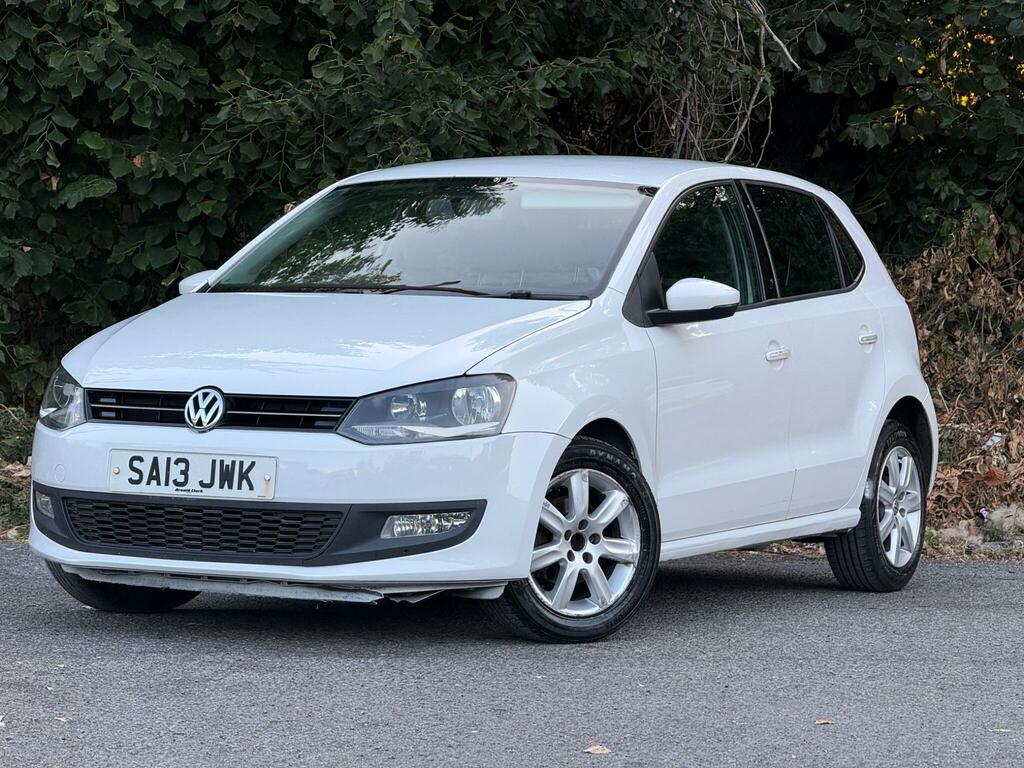 Volkswagen Polo Match White #4