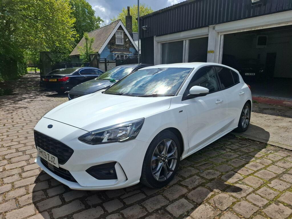 Ford Focus 1.0T Ecoboost St-line Euro 6 Ss PK19ZJZ White #2