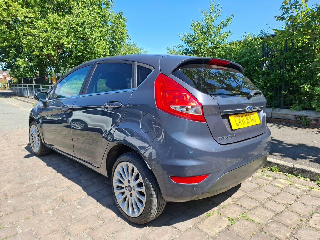 Ford Fiesta 1.4 Titanium Grey #4