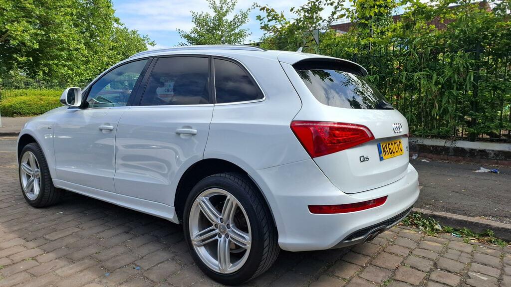 Audi Q5 S Line Plus White #3
