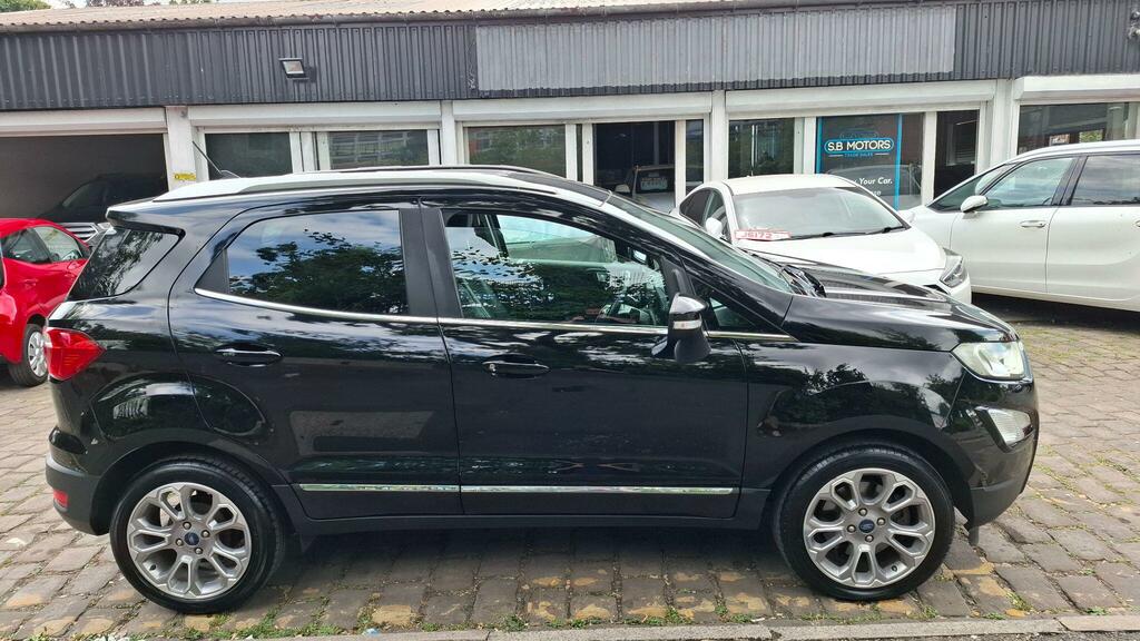 Ford Ecosport Titanium Black #5