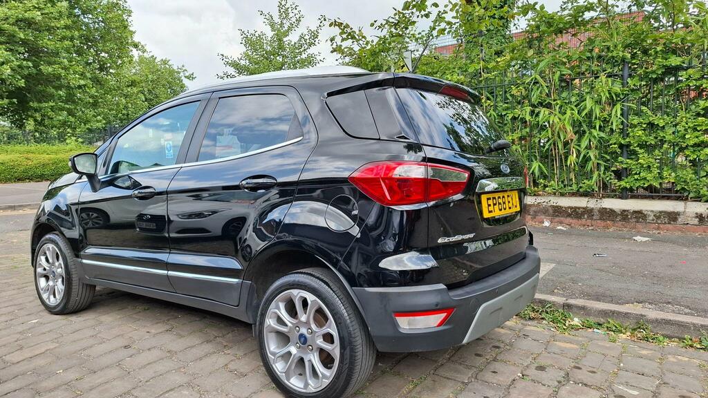 Ford Ecosport Titanium Black #3