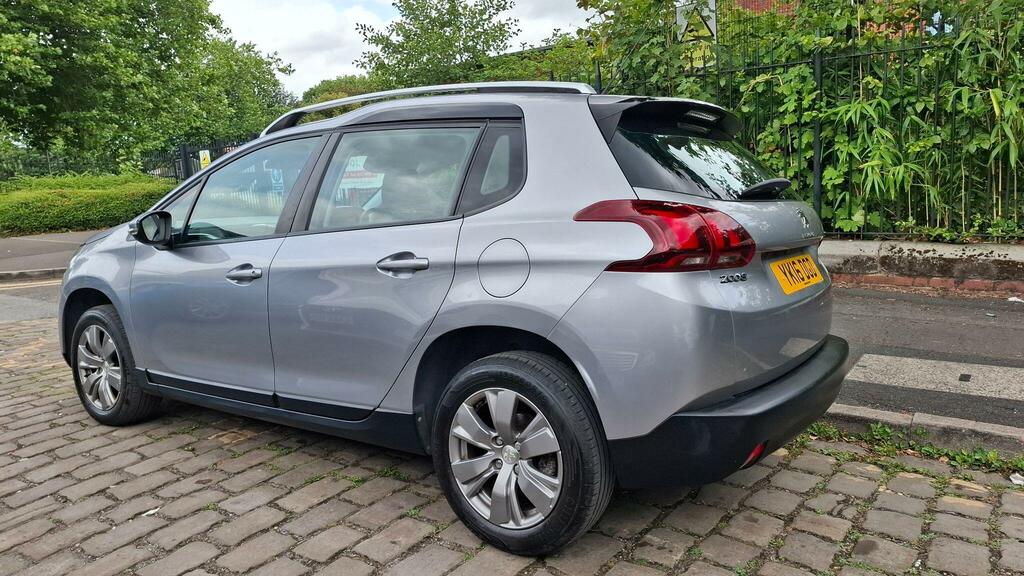 Peugeot 2008 Active Grey #4
