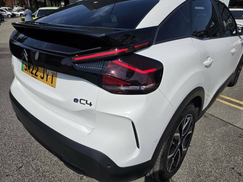 Citroen e-C4 100Kw Shine 50Kwh White #5