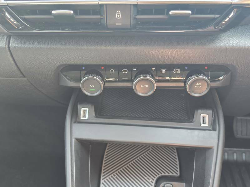 Citroen e-C4 50Kwh Shine Plus Blue #11