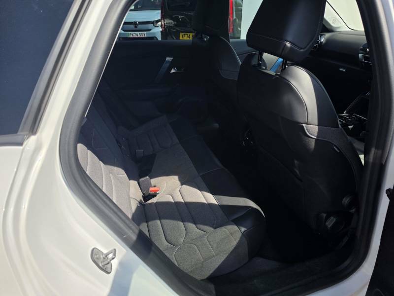 Citroen e-C4 50Kwh Shine Plus Blue #30