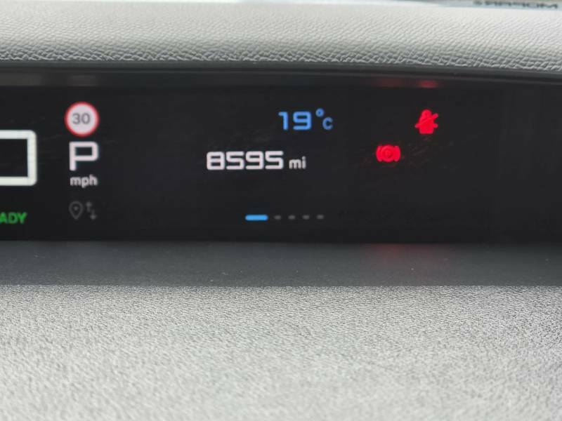 Citroen 1.2 Puretech You 2024 Red #22