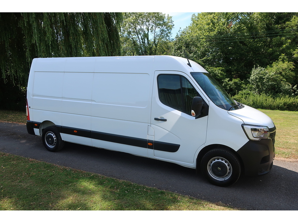 Renault Master 2.3 Dci 35 Start Panel Van Fwd L HV74YXY White #3