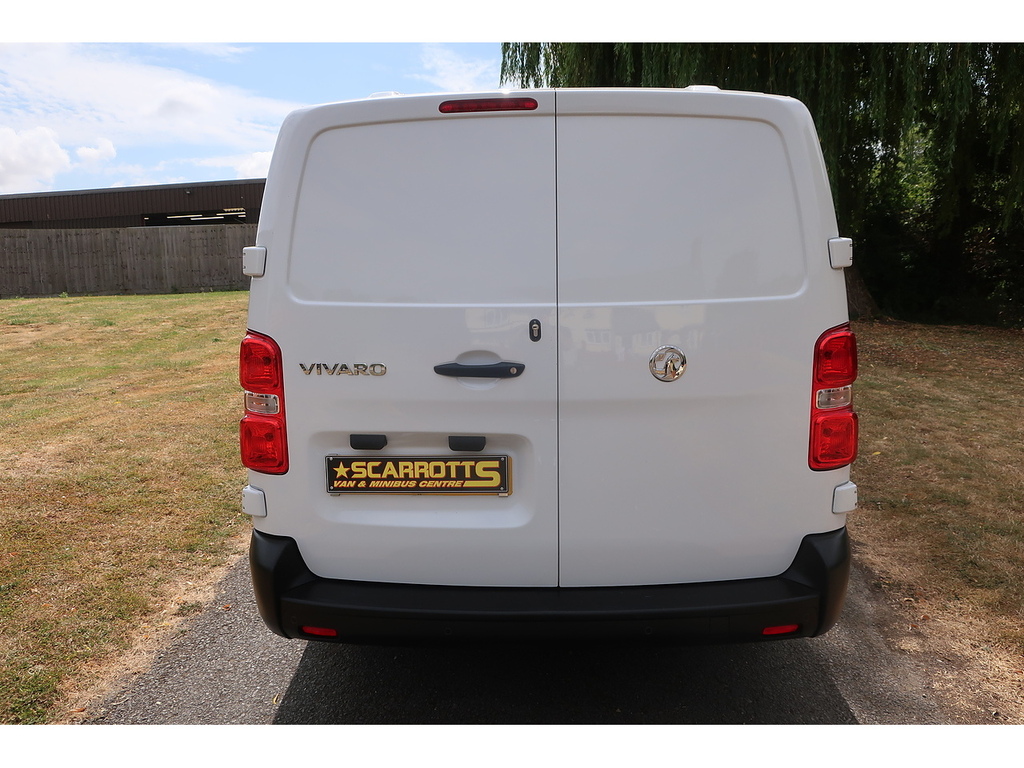 Vauxhall Vivaro 1.5 Turbo D 2900 Dynamic Panel Van 6Dr Manu White #5
