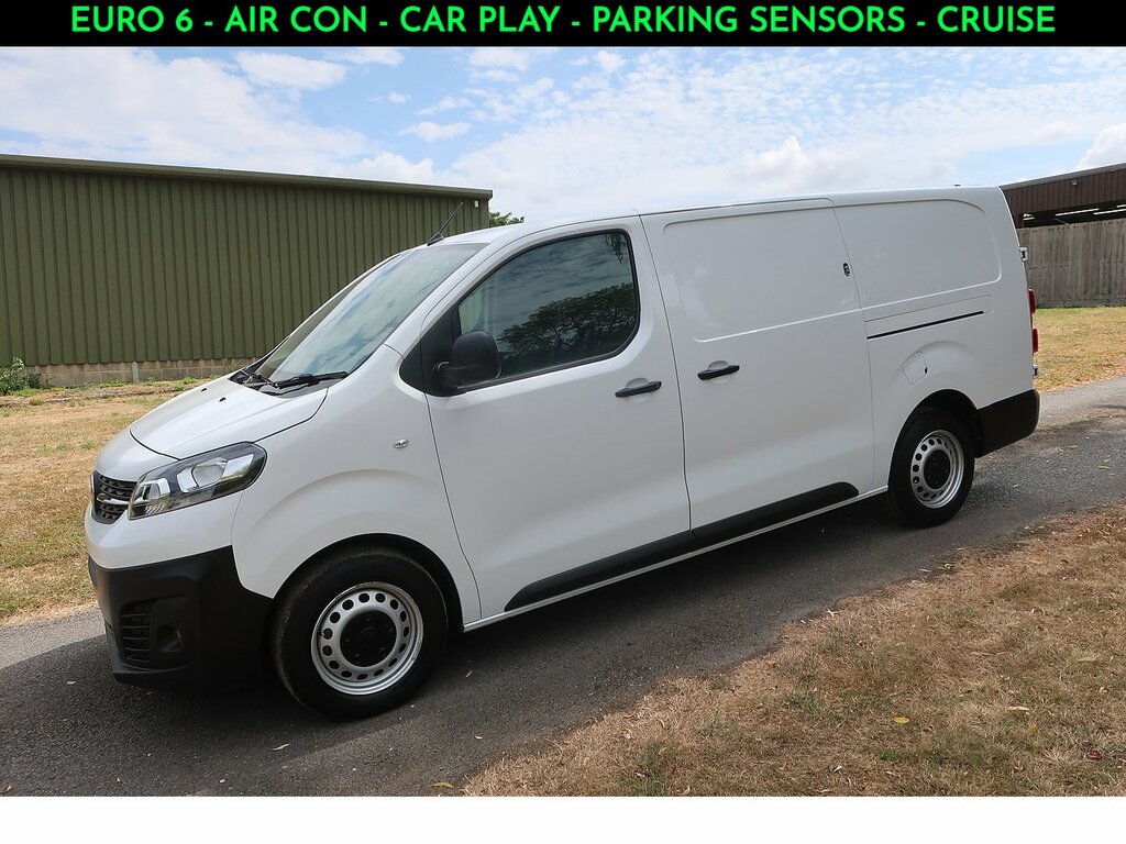 Vauxhall Vivaro 1.5 Turbo D 2900 Dynamic Panel Van 6Dr Manu White