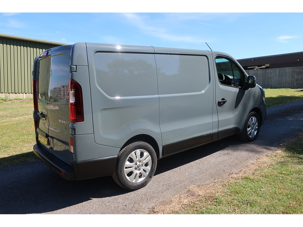 Renault Trafic 2.0 Dci Blue Sl28 Sport Panel Van Manua WN23XAC Grey #2