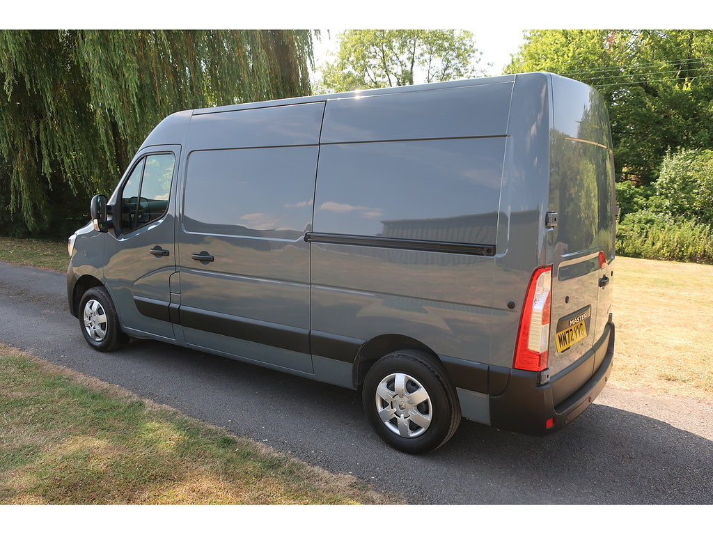 Renault Master 2.3 Dci Energy 35 Business Panel Van M Grey #4