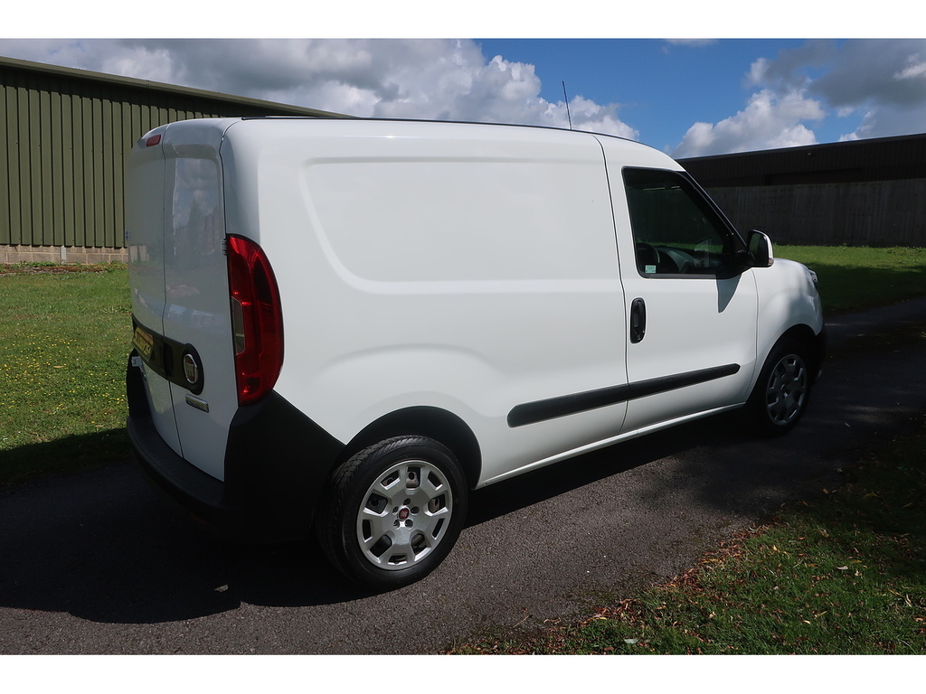 Fiat Doblo 1.4 16V Sx Panel Van L1 H1 169 White #2